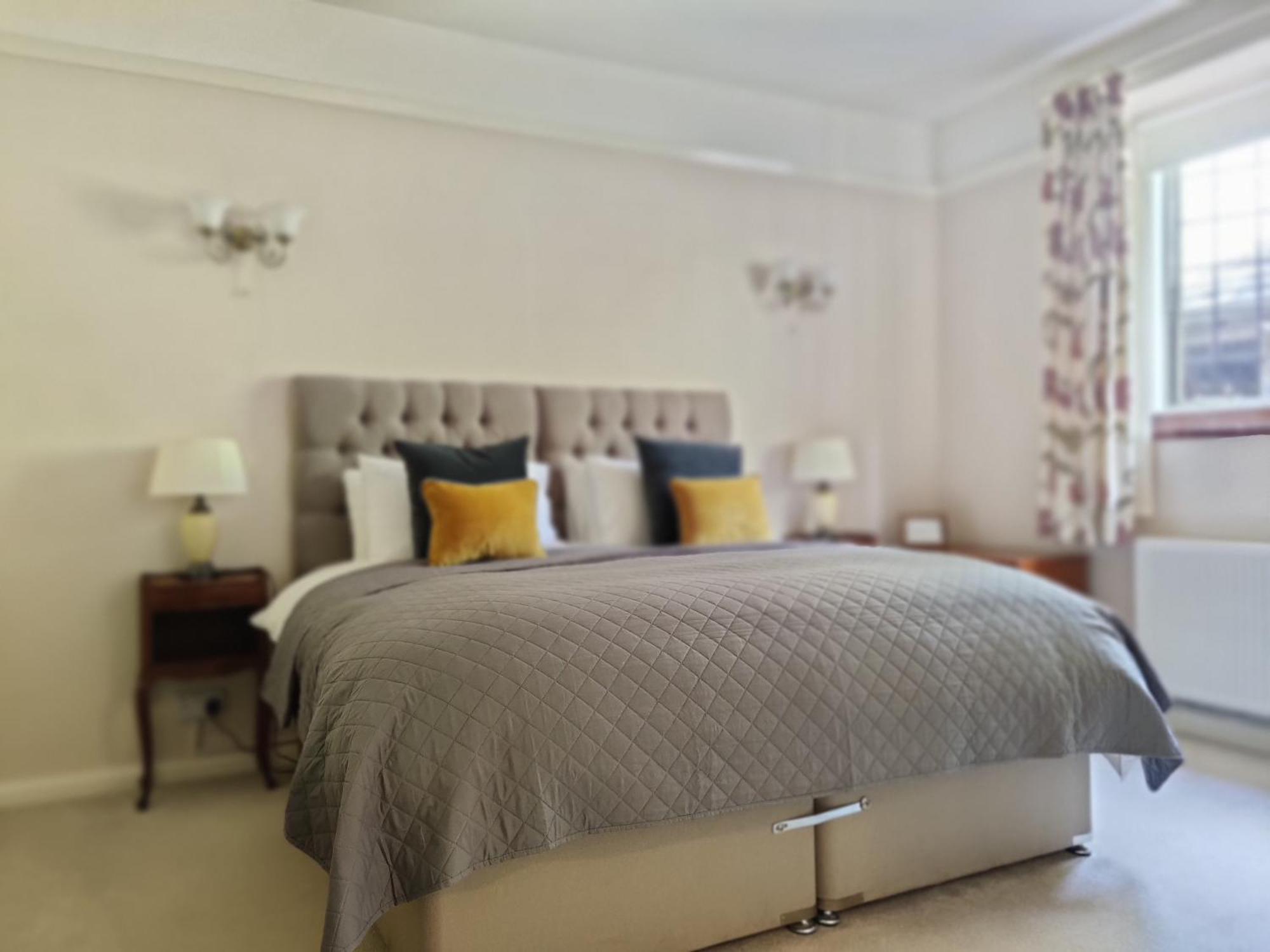 Luxury Bed And Breakfast At Bossington Hall In Exmoor, Somerset Porlock Kamer foto